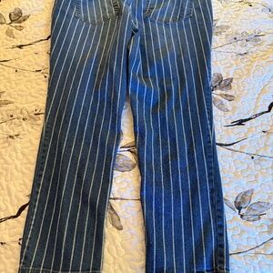 Denim &Co women’s  Stretchy striped jeans . Size 22W , very trendy and comfy